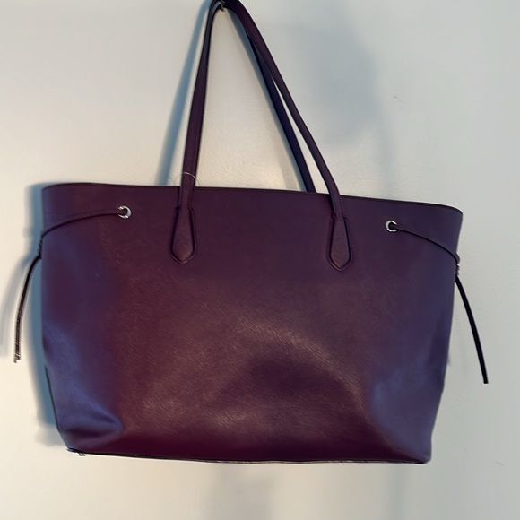 Kate Spade ♠️ Ari extra large Tote - Picture 4 of 10